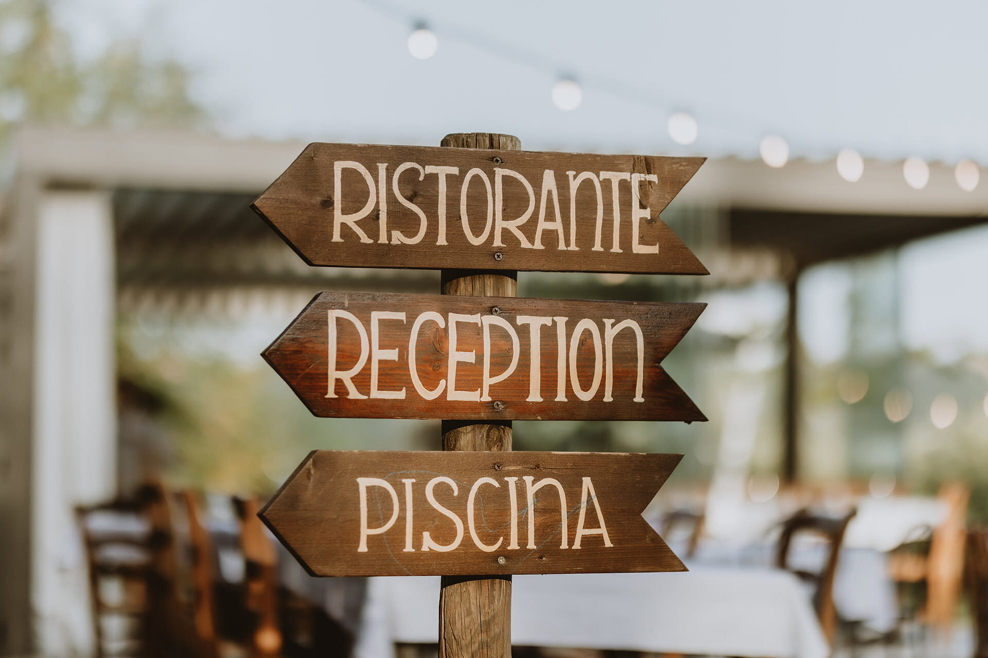 Contea Valdamone Ristorante Reception Piscina