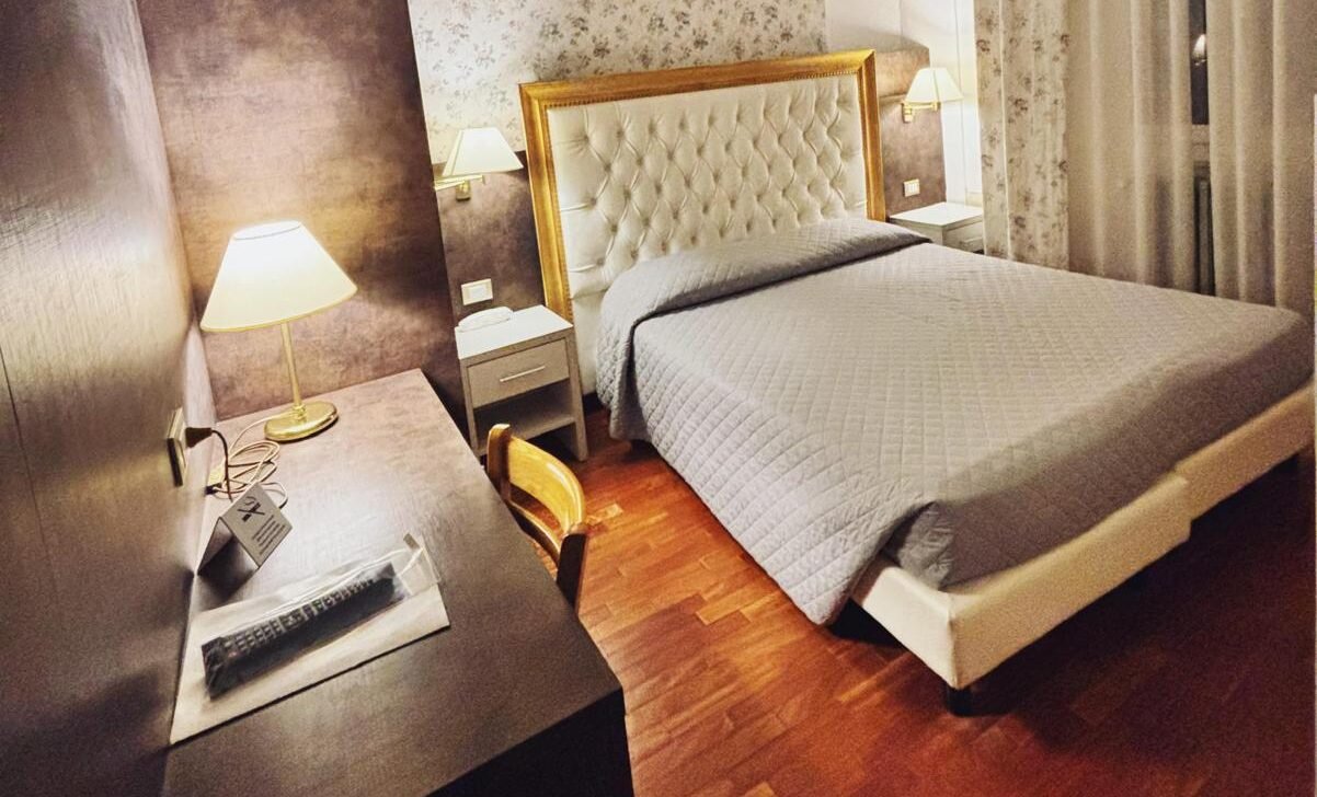 Camera Standard 1 E1740482416811