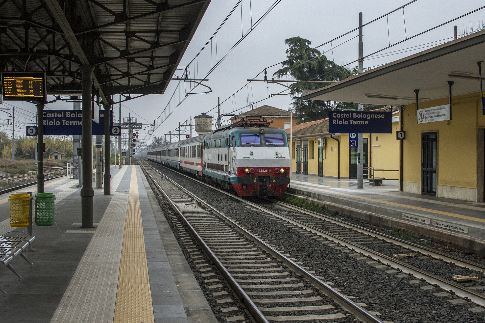 Stazione ferroviaria di Castel Bolognese - Riolo Terme