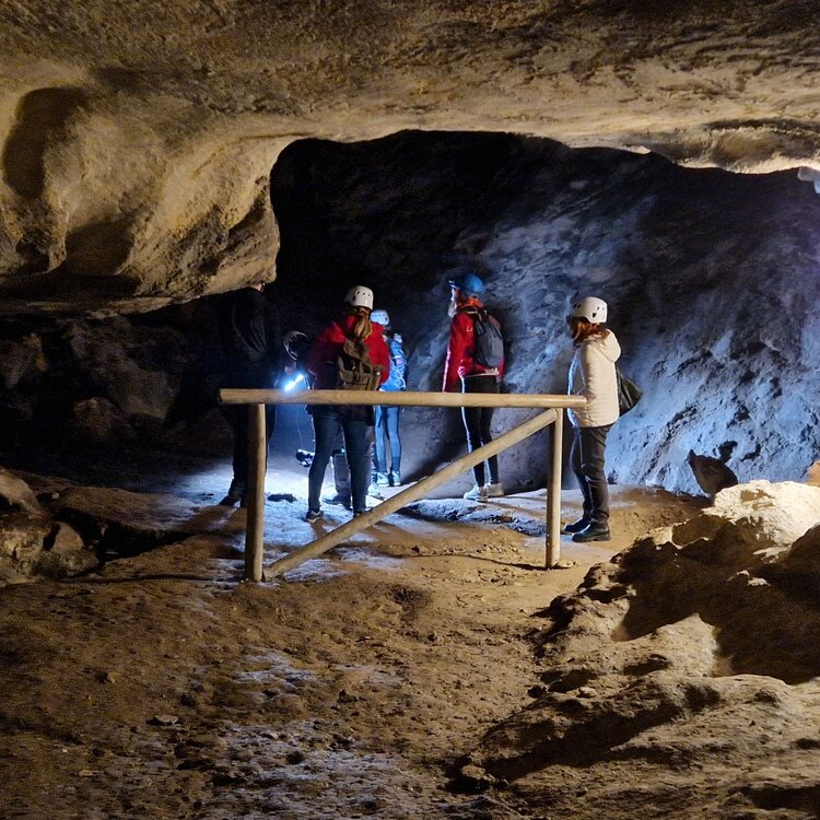 Escursione Alla Grotta Del Re Tiberio