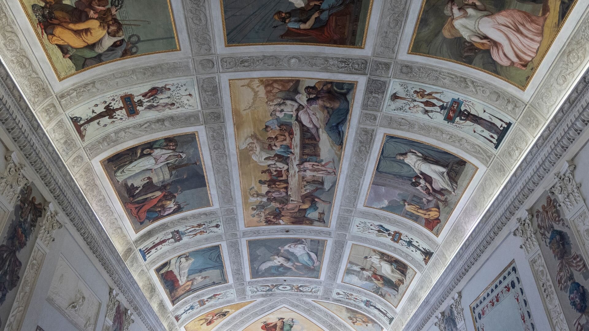 Palazzo Laderchi 14