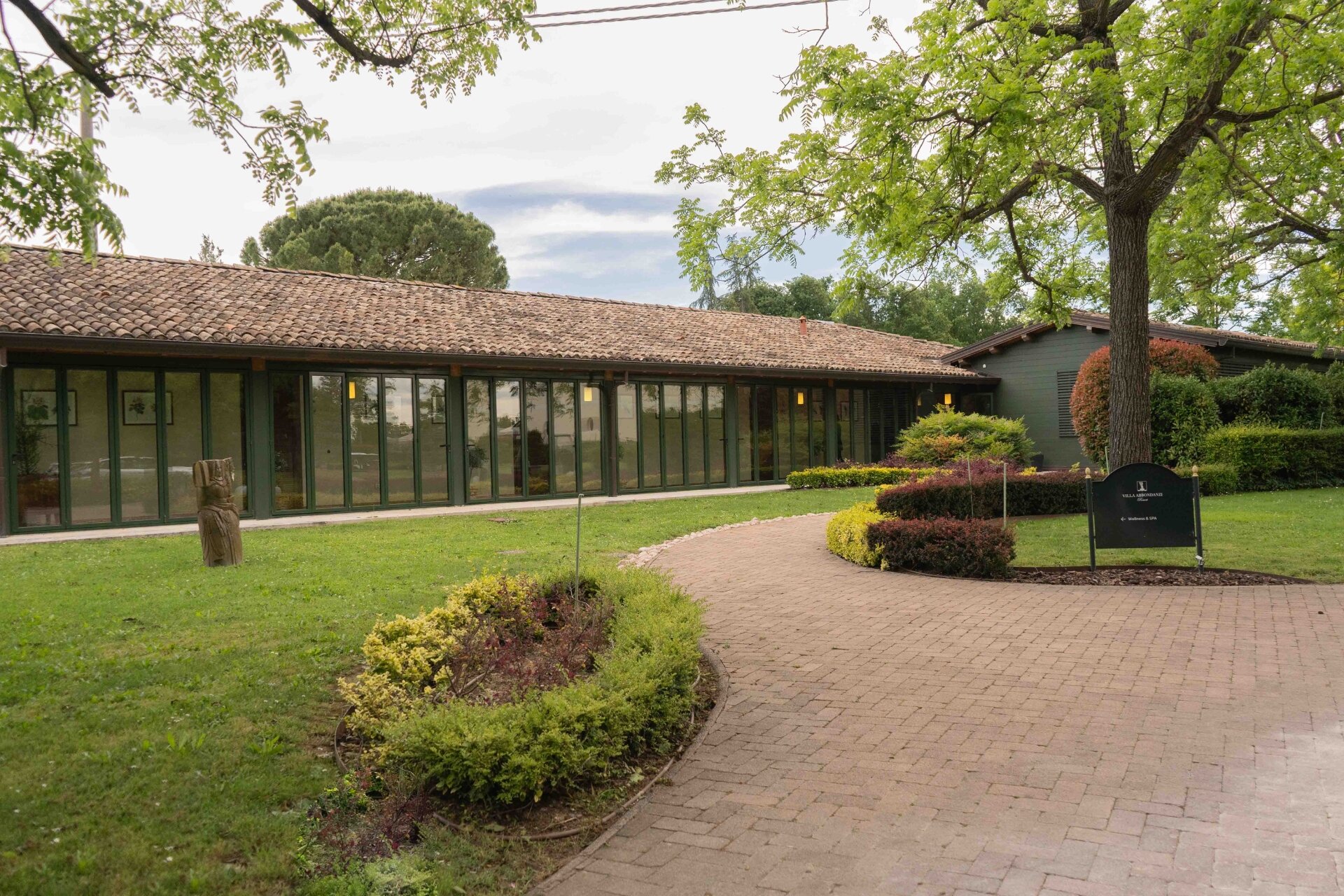 Wellness Spa 1