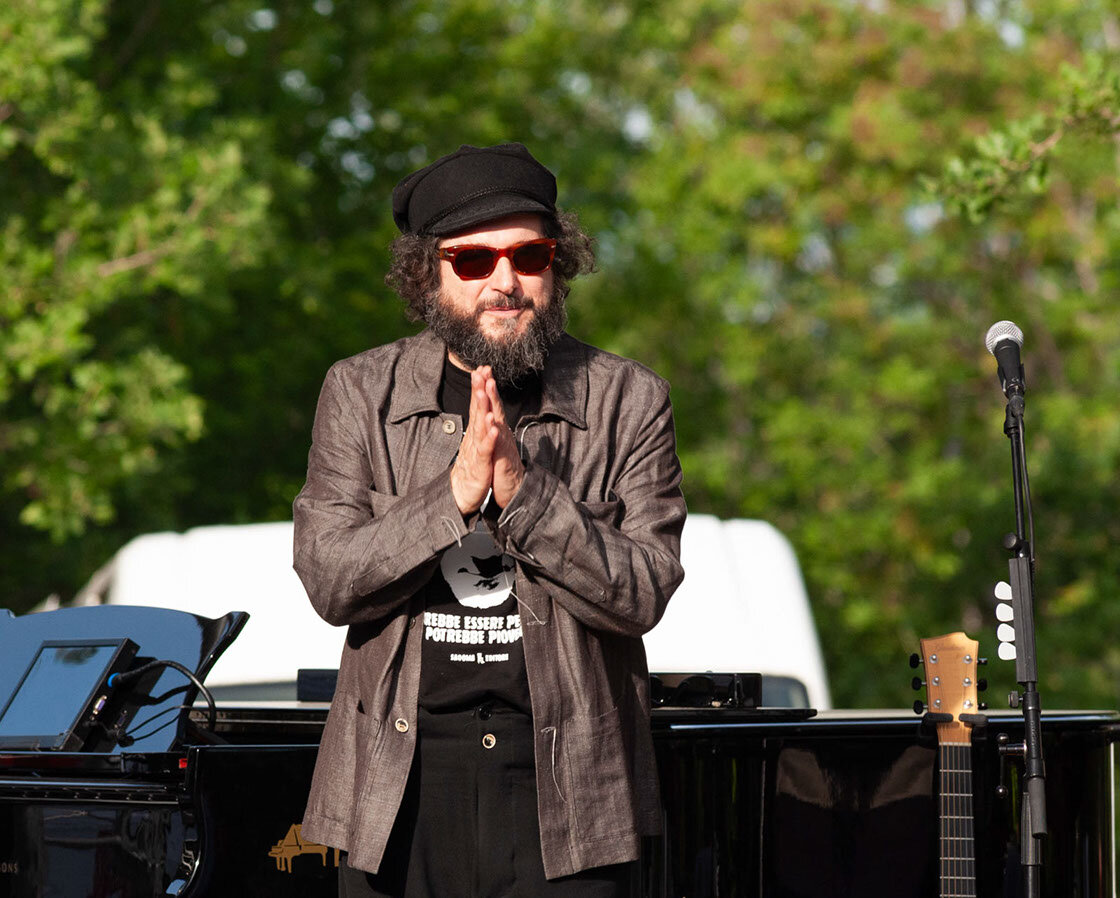 Vinicio Capossela E Don Antonio01 1