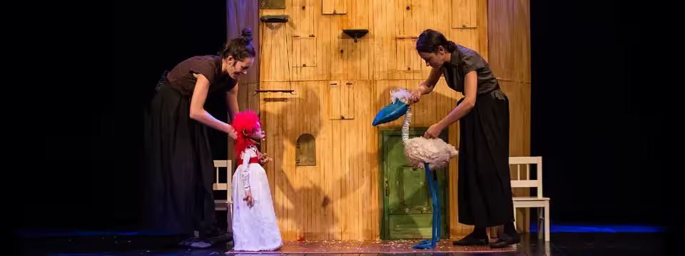 "Valentina Vuole" al Teatro Sarti | Stagione Teatrale 2026/27